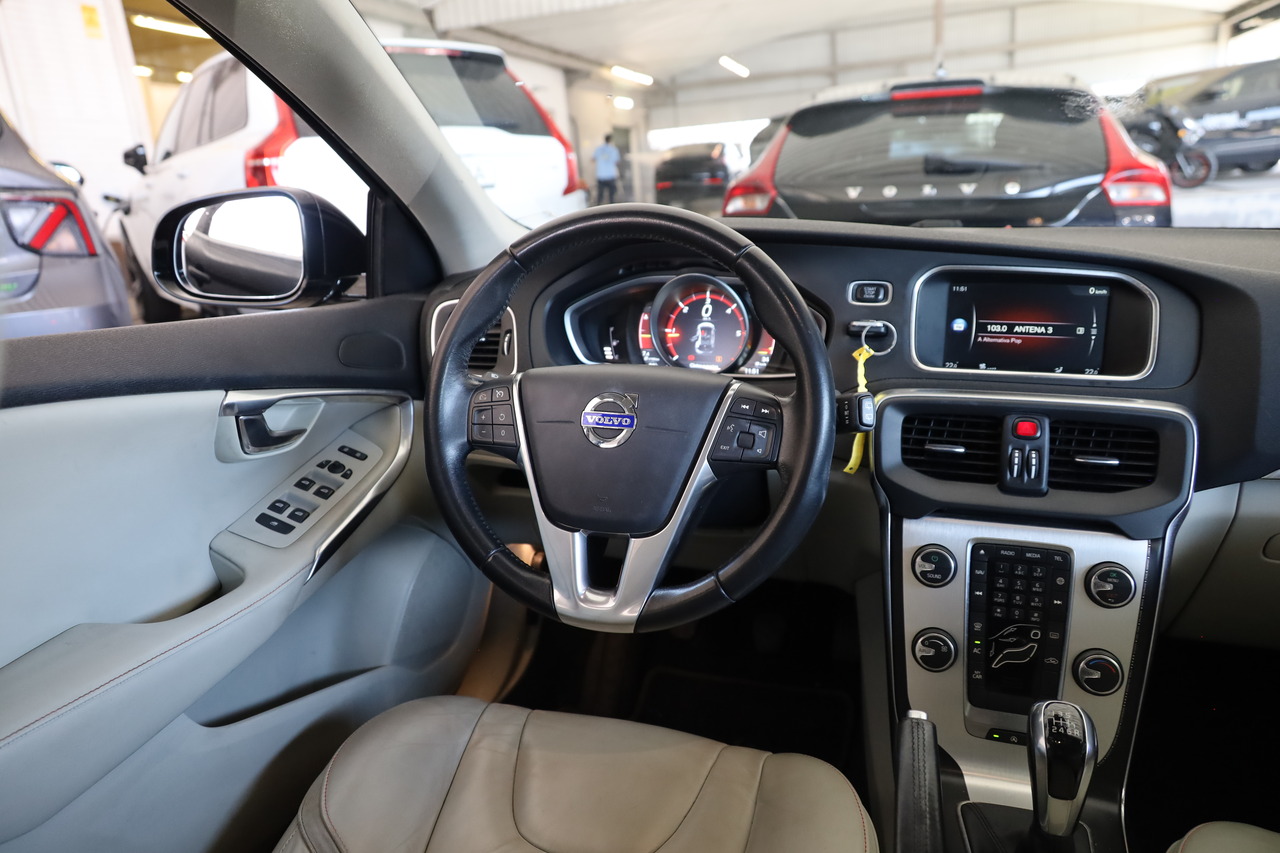 V40 D2 VOR