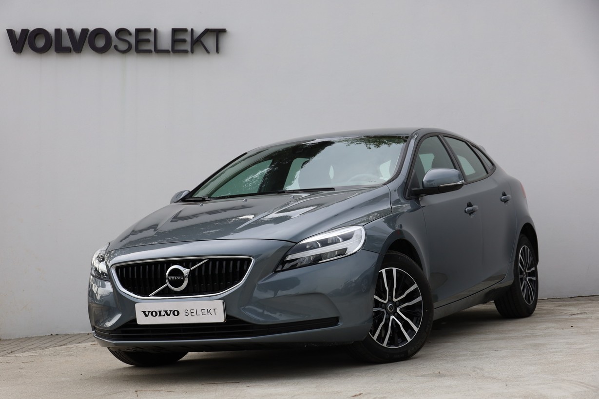 V40 D3 Momentum Geart.6V