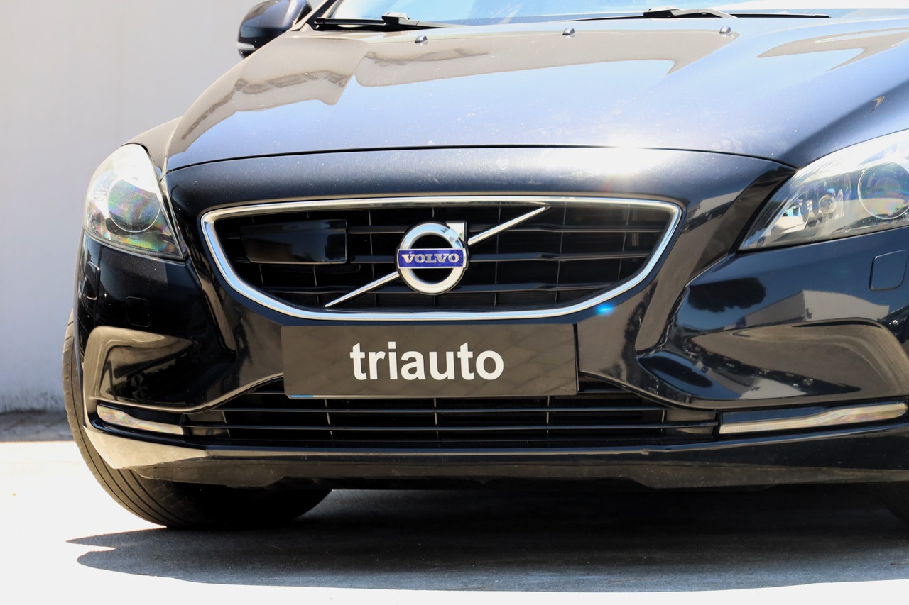 V40 T4 Summum