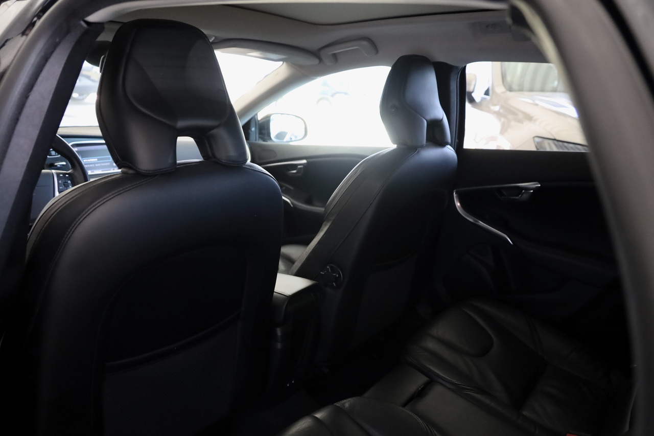 V40 T4 Summum