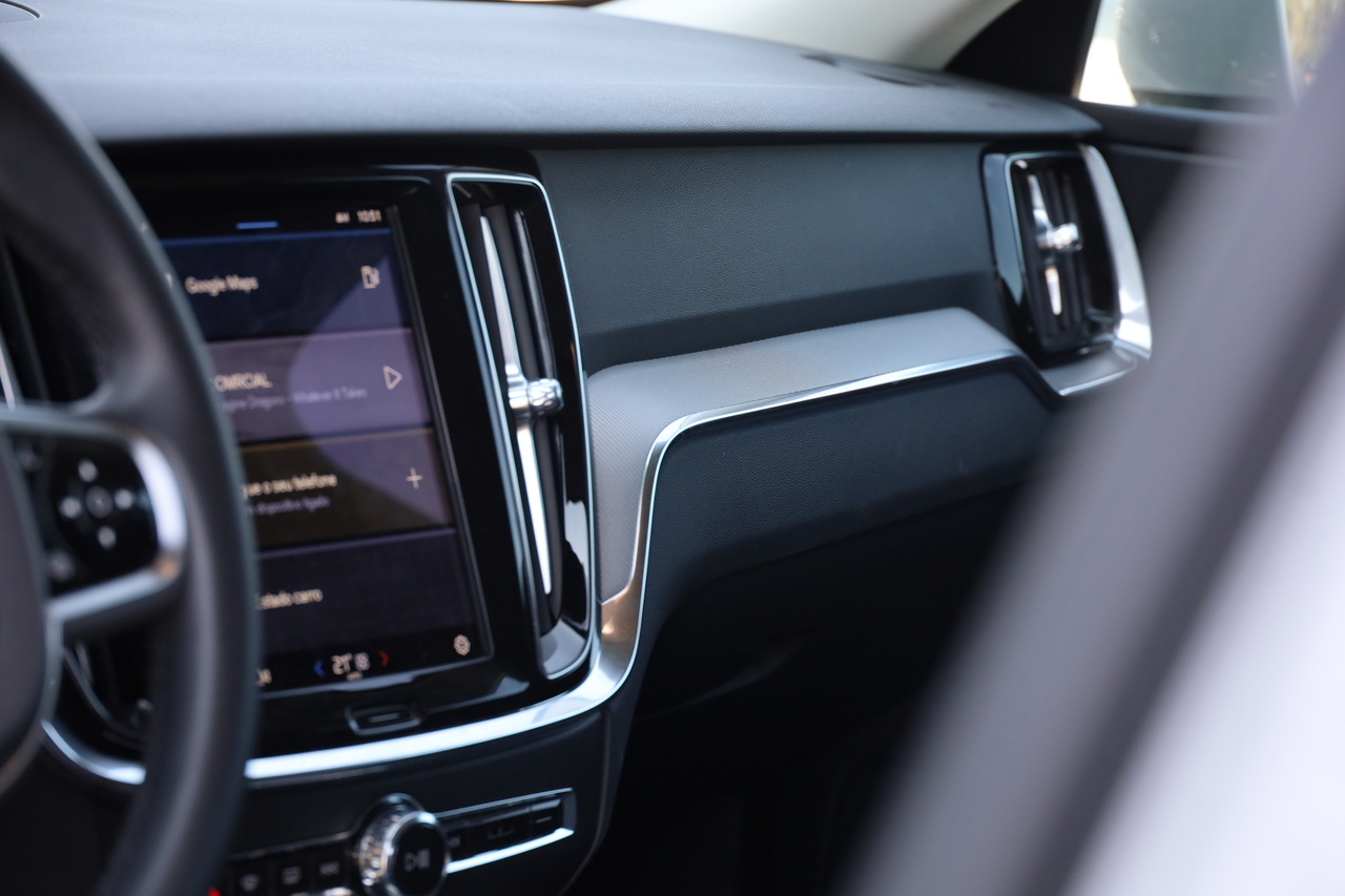 V60 B4 Hibrido Gasóleo Core AWD