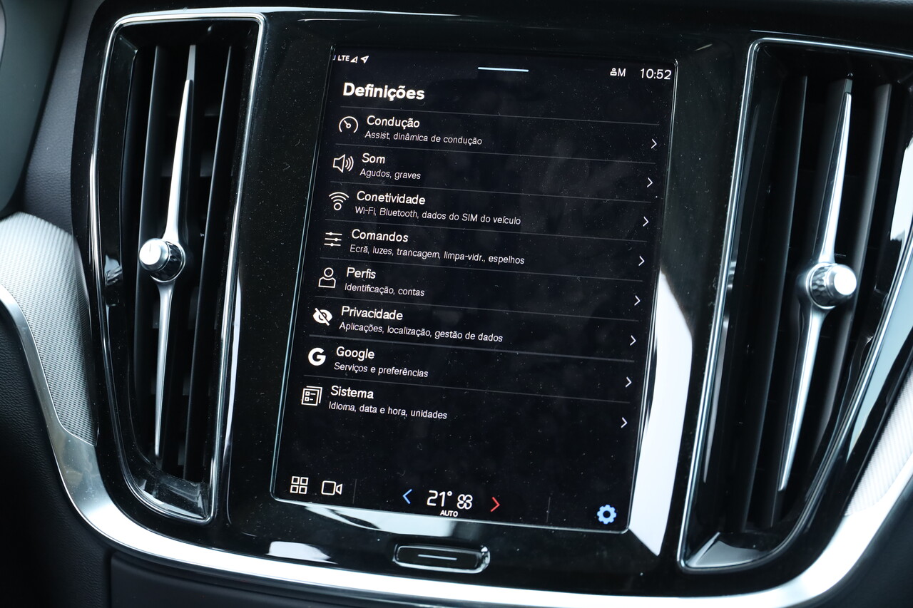 V60 B4 Hibrido Gasóleo Core AWD