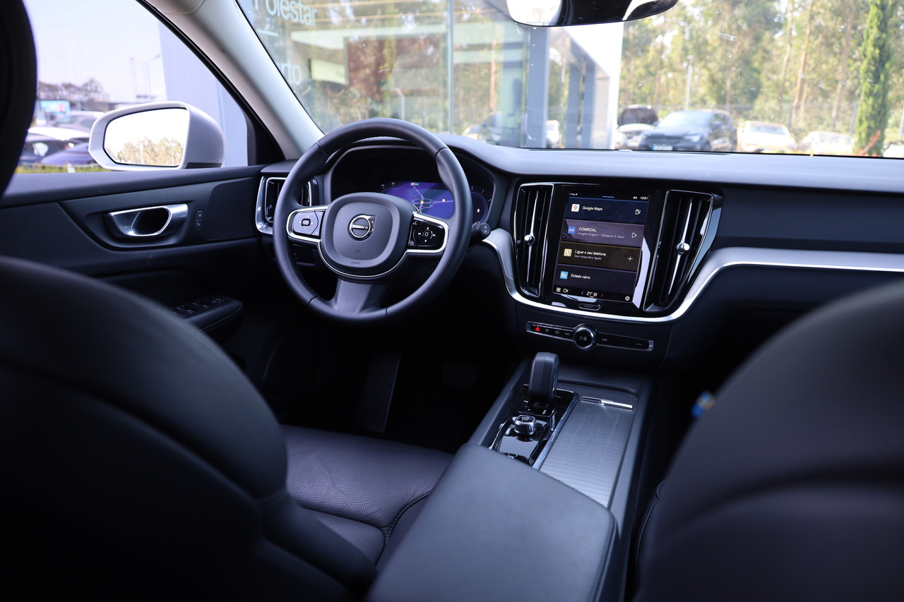 V60 B4 Hibrido Gasóleo Core AWD