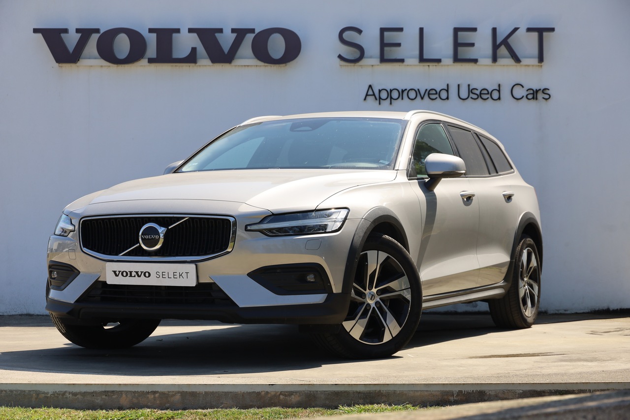V60 B4 Hibrido Gasóleo Core AWD