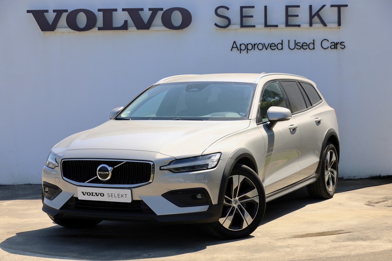 V60 B4 Hibrido Gasóleo Core AWD