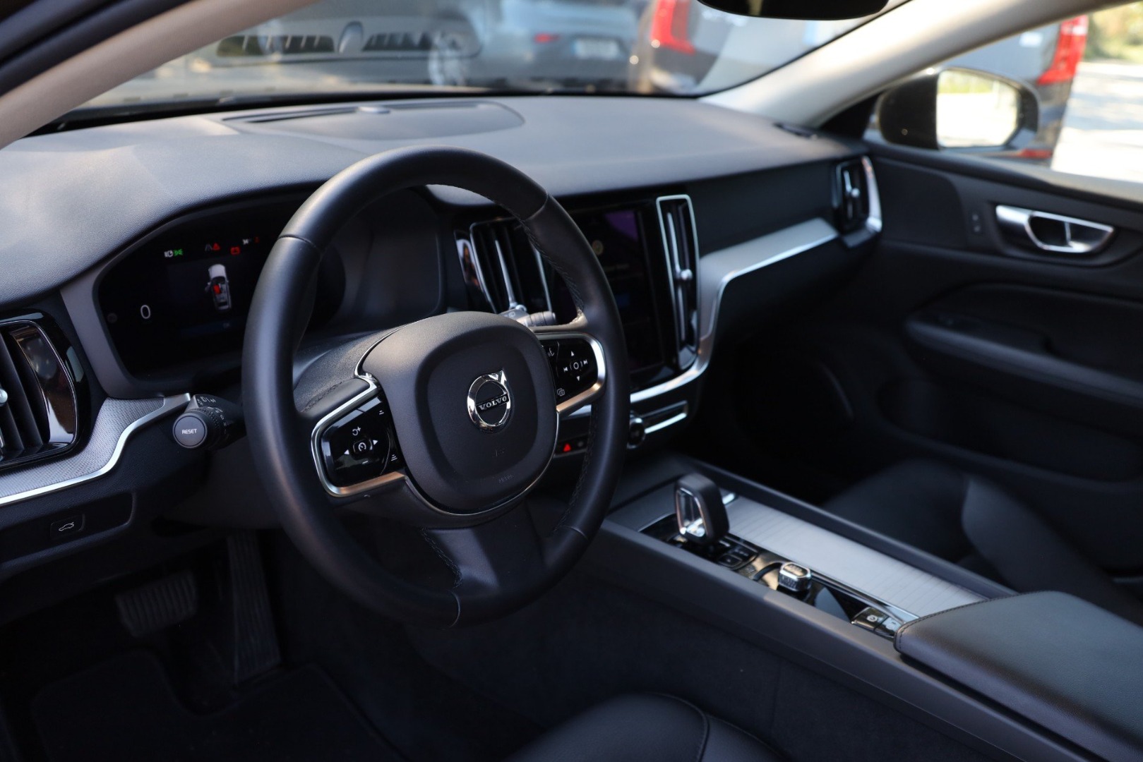 V60 B4 Hibrido Gasóleo Cross Country