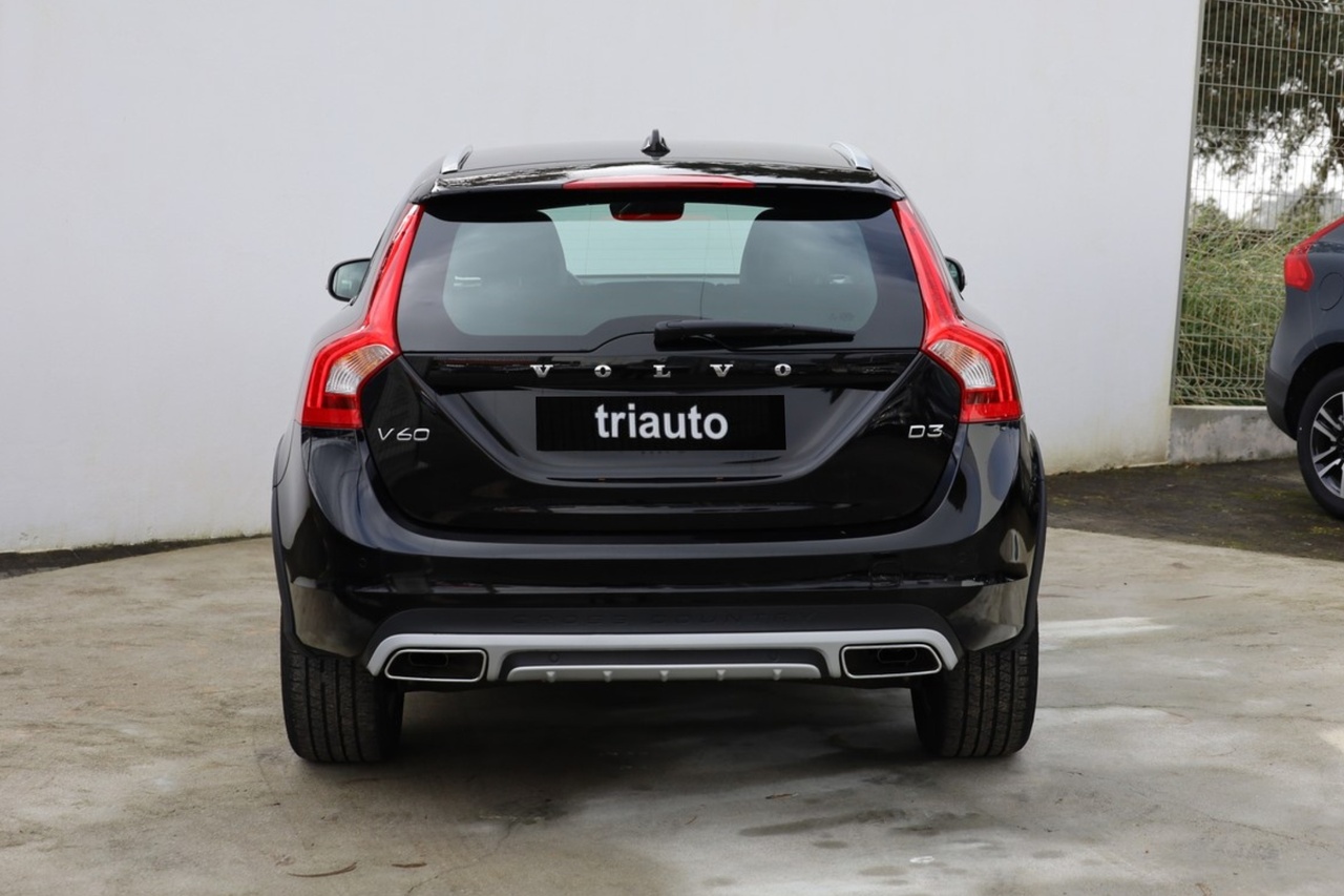 V60 Cross Country D3 Momentum Geart. 