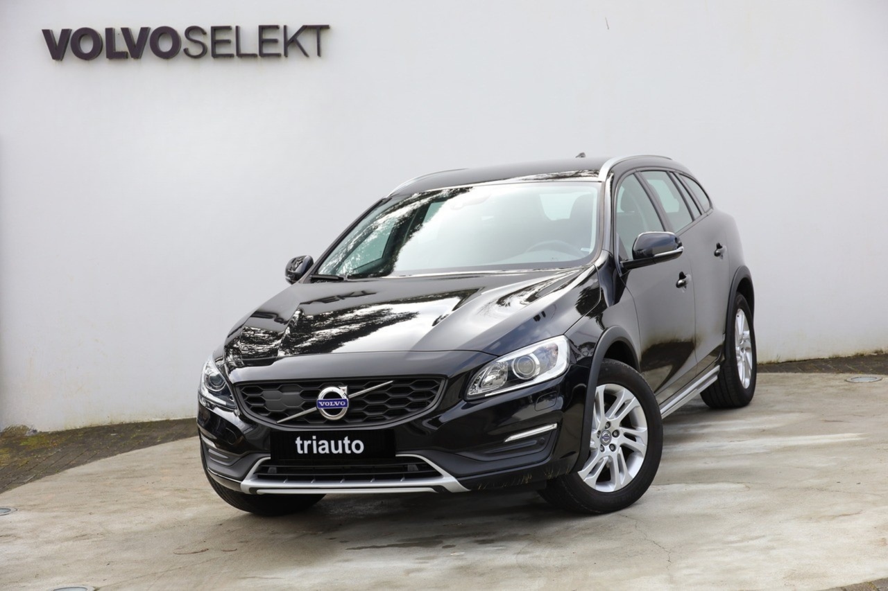 V60 Cross Country D3 Momentum Geart. 