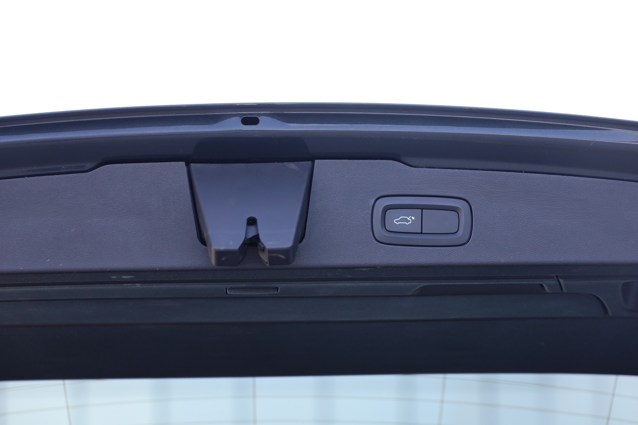 V60 D3 Momentum Geart.8V
