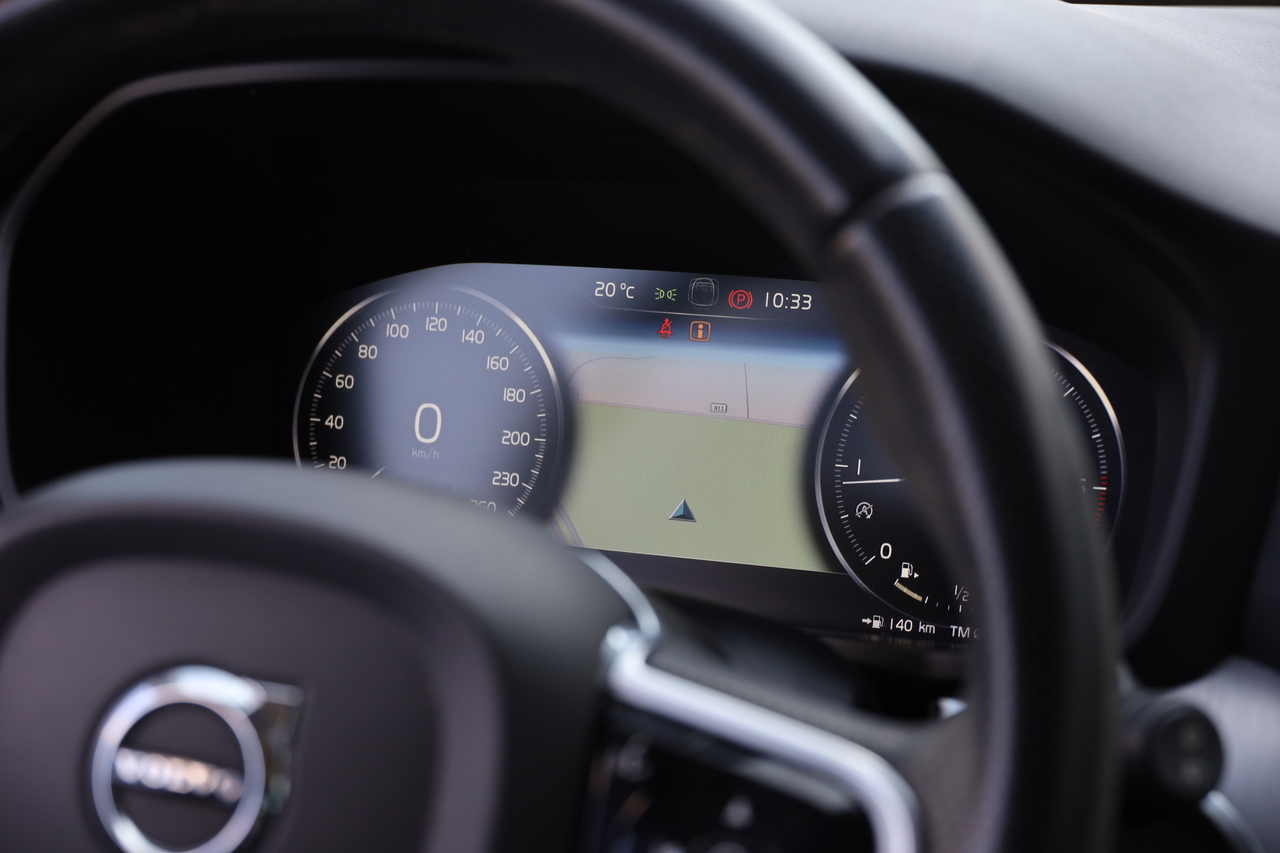 V60 D3 Momentum Geart.8V