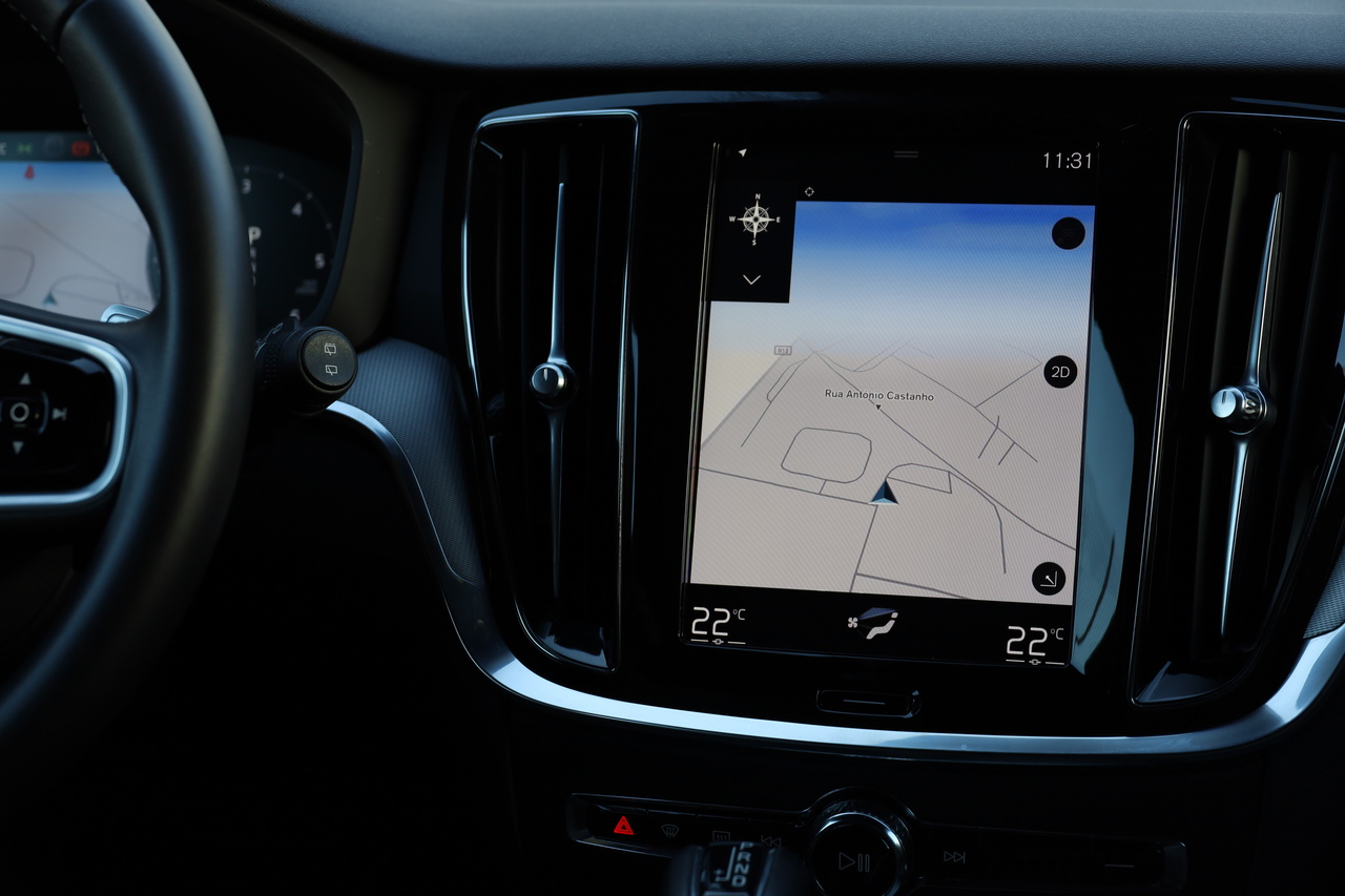 V60 D3 R-Design Geart.