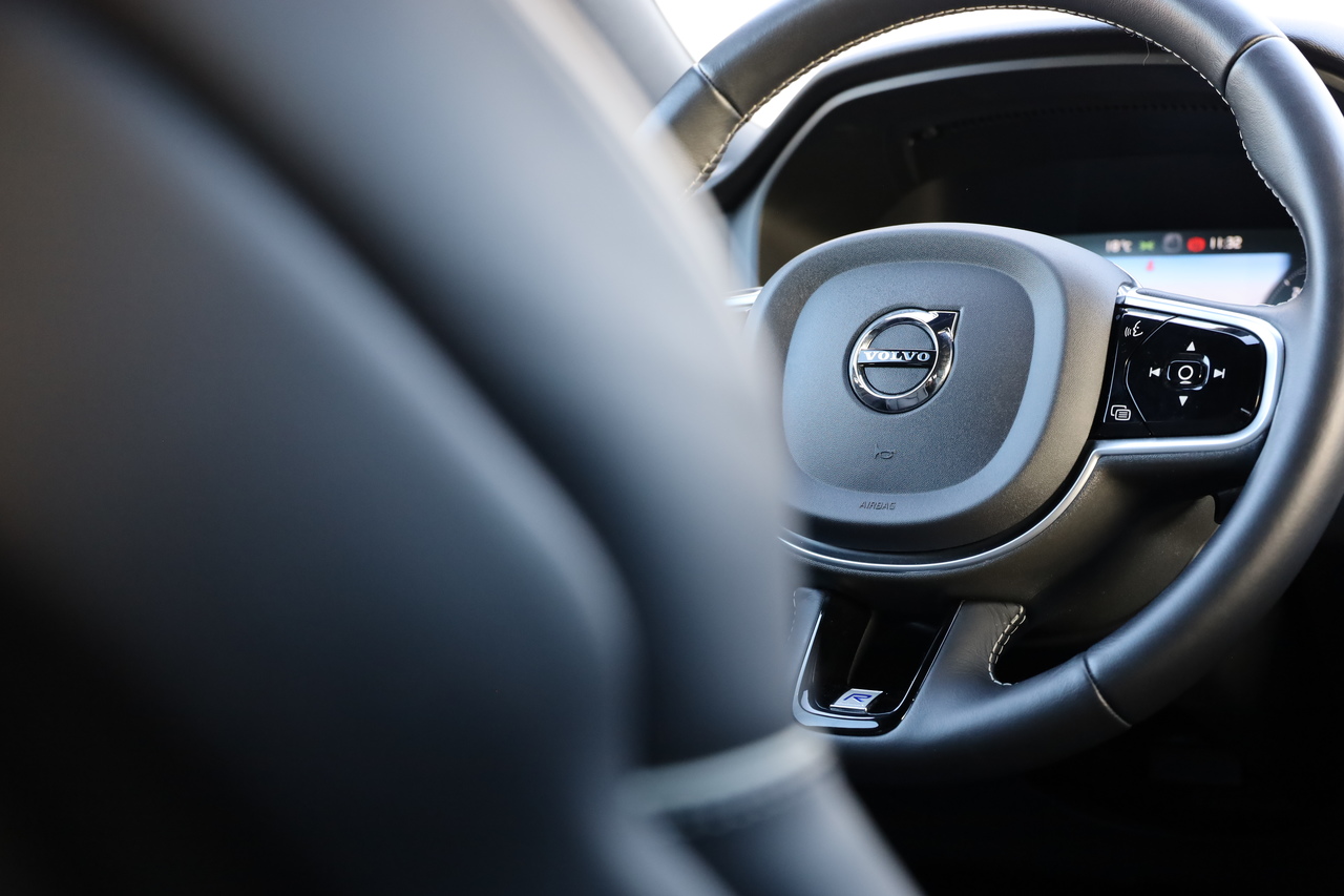 V60 D3 R-Design Geart.