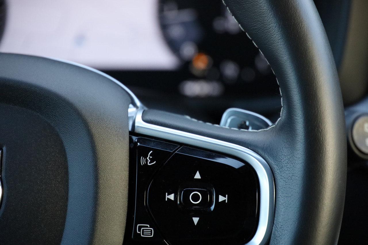 V60 D3 R-Design Geart.