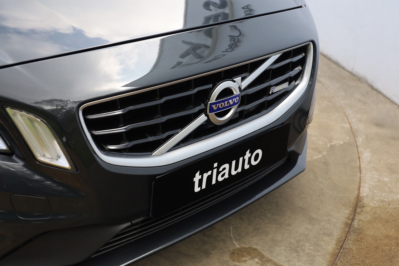 V60 D3 R-Design