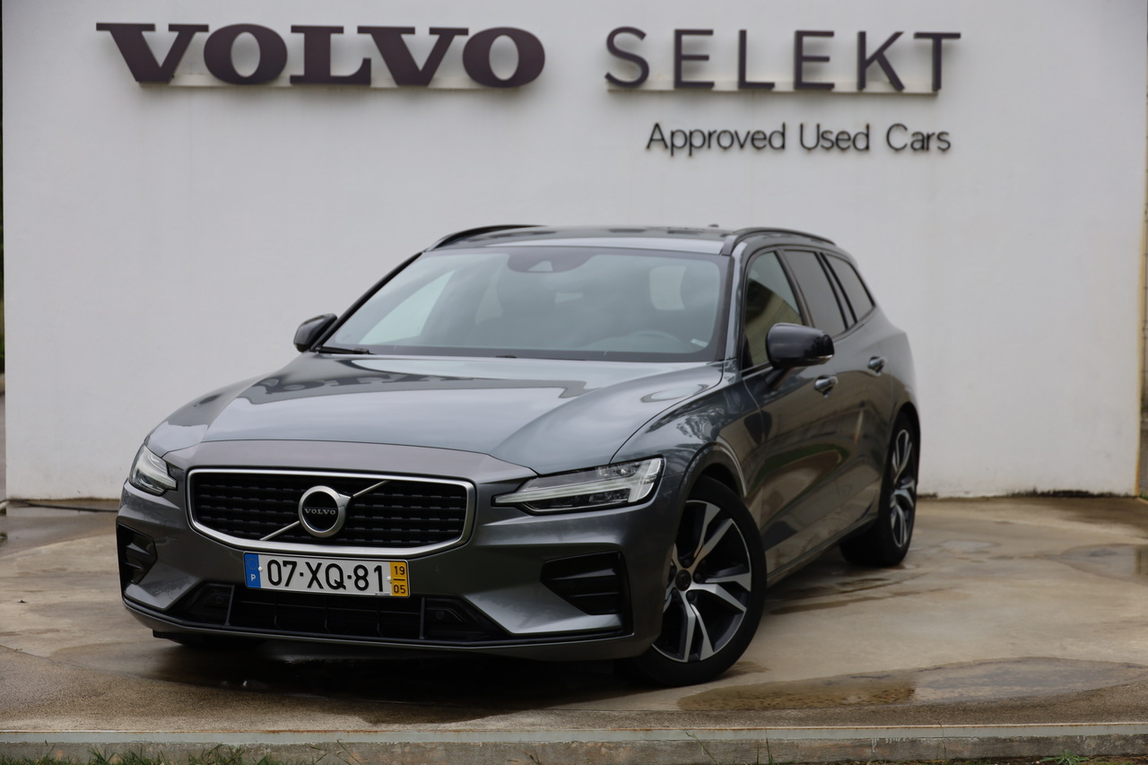 V60 D4 R-Design Geart.