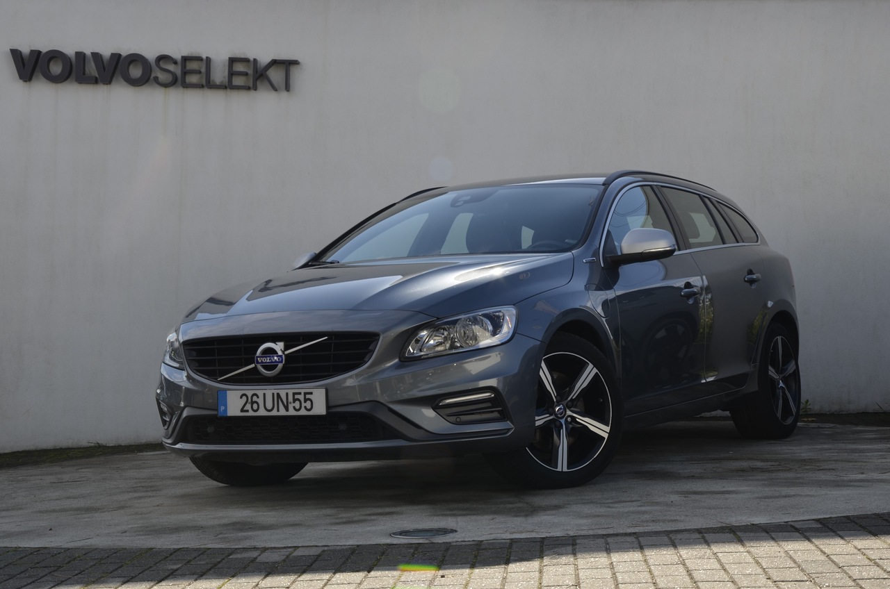 V60 D6 Hibrido Plug-in R-Design AWD Geart. 