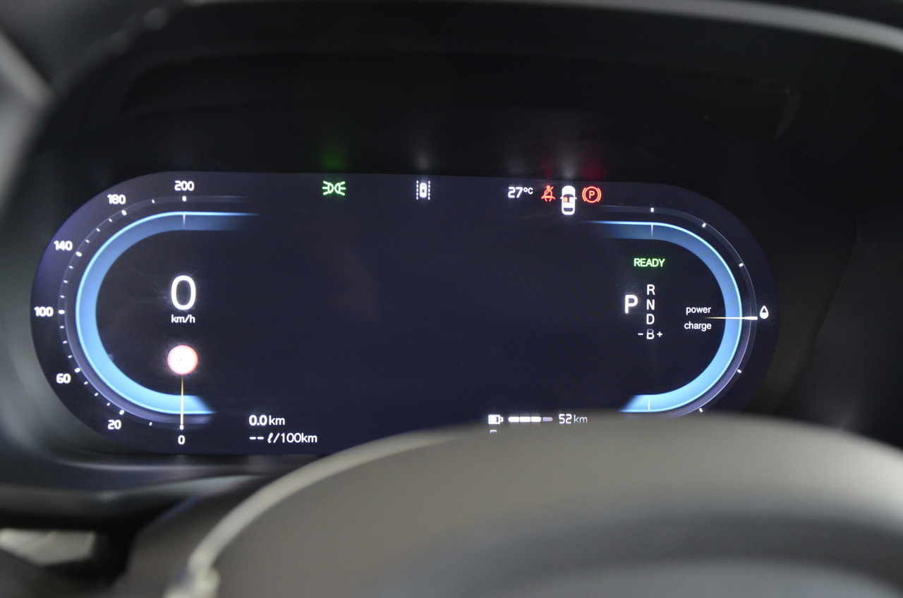 V60 T6 Hibrido Plug-in Core Bright