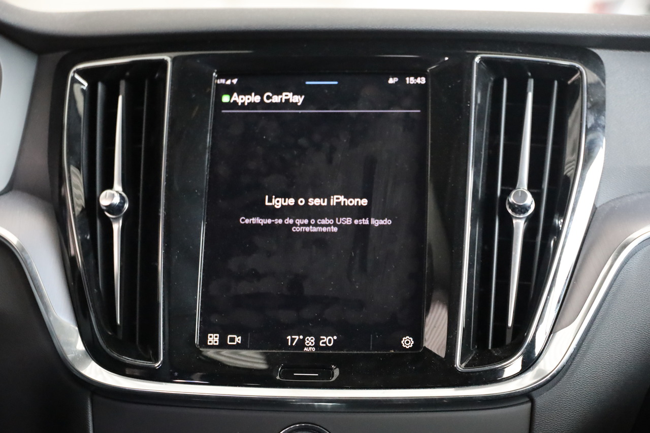 V60 T6 Hibrido Plug-in Core Bright