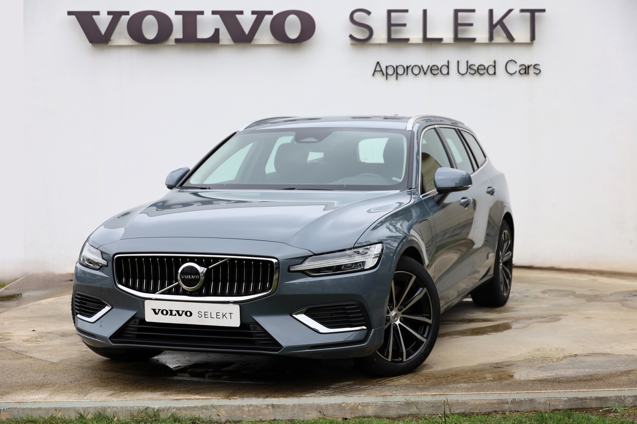 V60 T6 Hibrido Plug-in Core Bright Geart. AWD