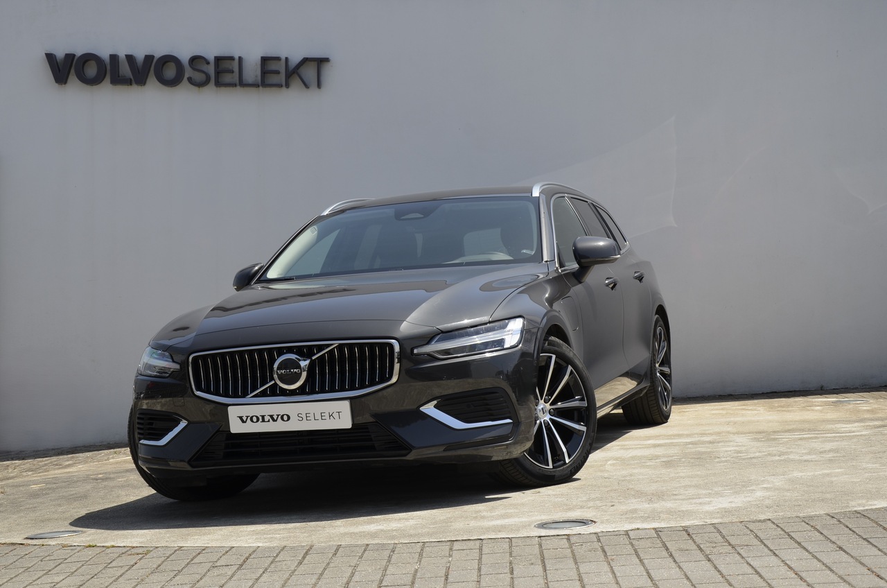 V60 T6 Hibrido Plug-in Core Bright