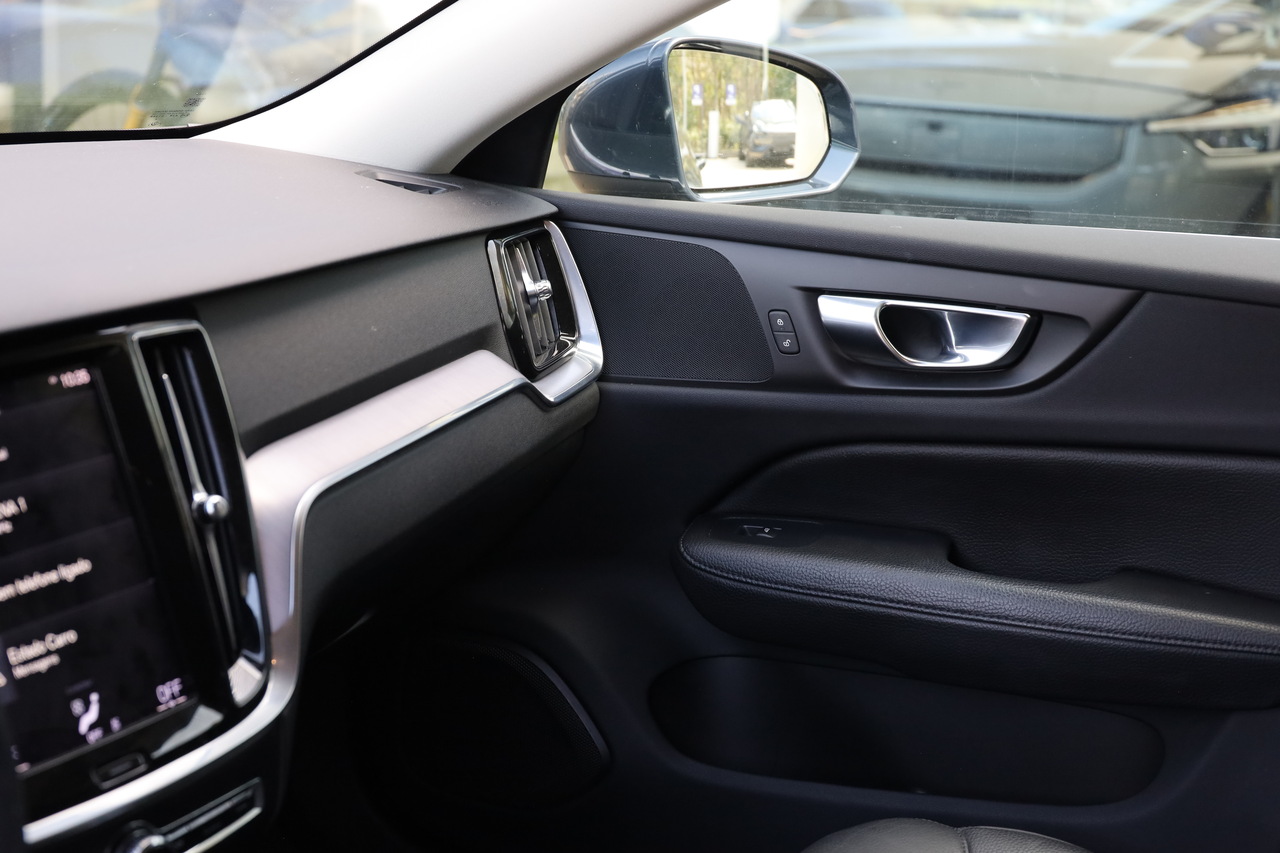 V60 T6 Híbrido Plug-in Inscription Expression 