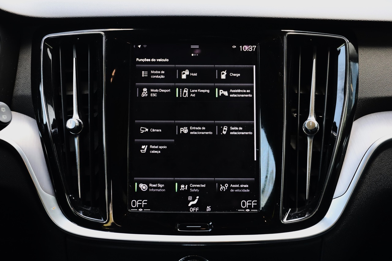 V60 T6 Híbrido Plug-in Inscription Expression 
