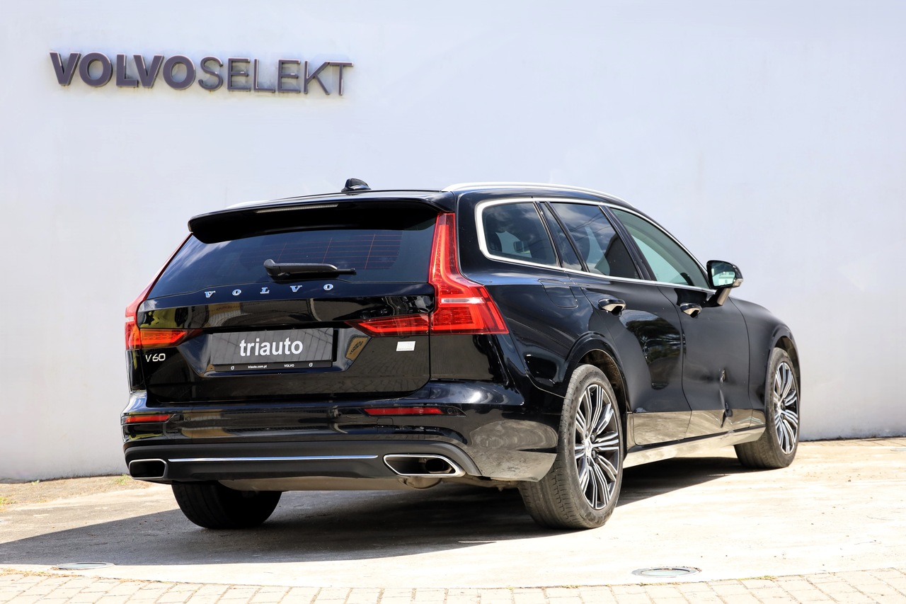 V60 T6 Hibrido Plug-in Inscription Expression