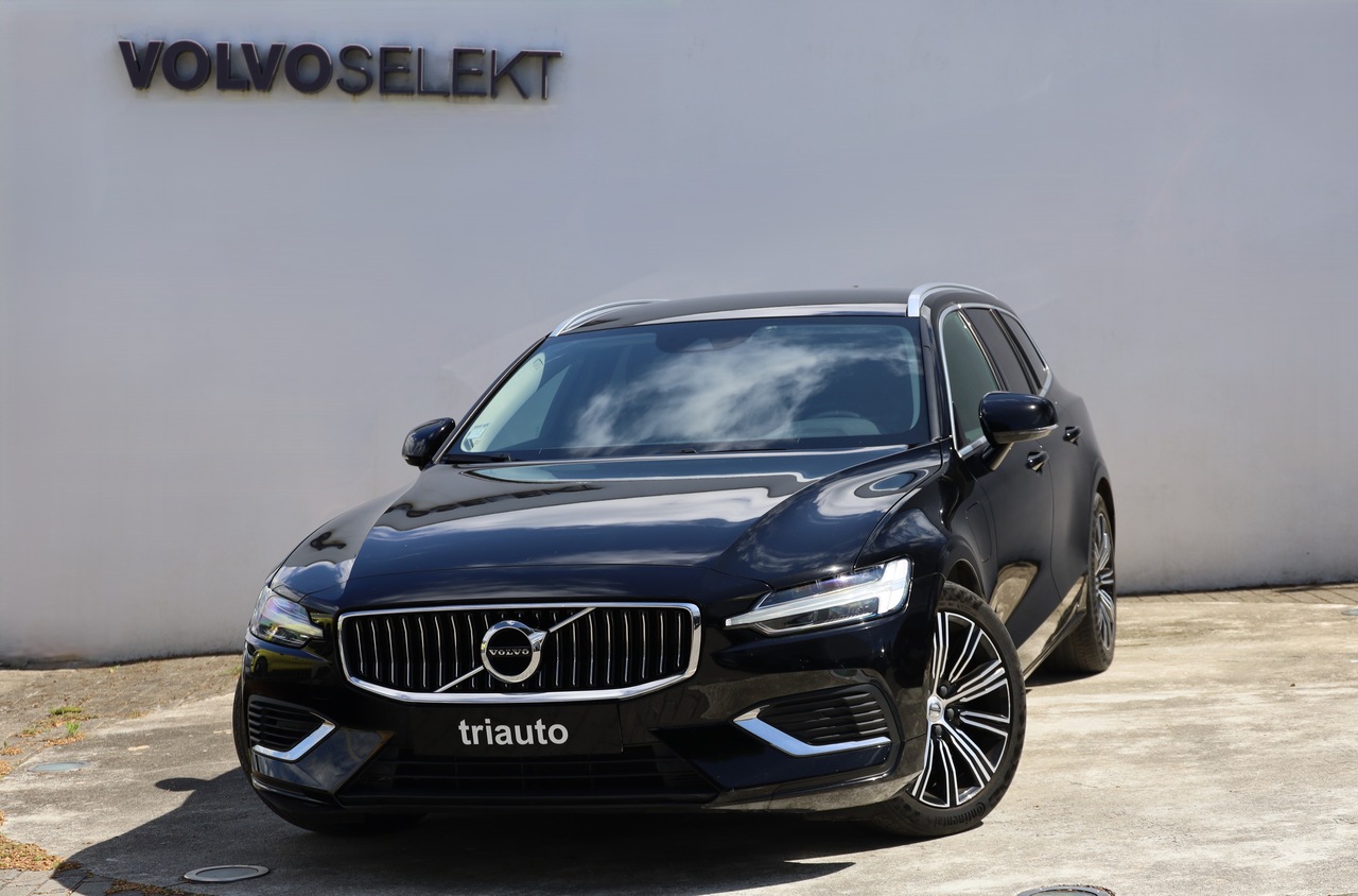 V60 T6 Hibrido Plug-in Inscription Expression