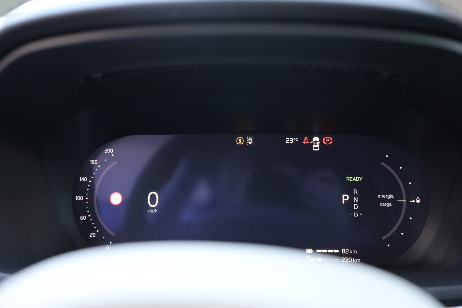 V60 T6 Hibrido Plug-in Plus Bright