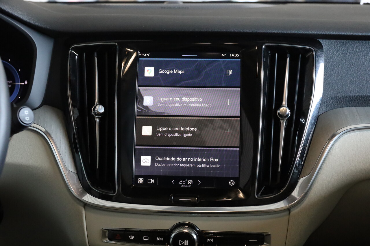V60 T6 Hibrido Plug-in Plus Bright