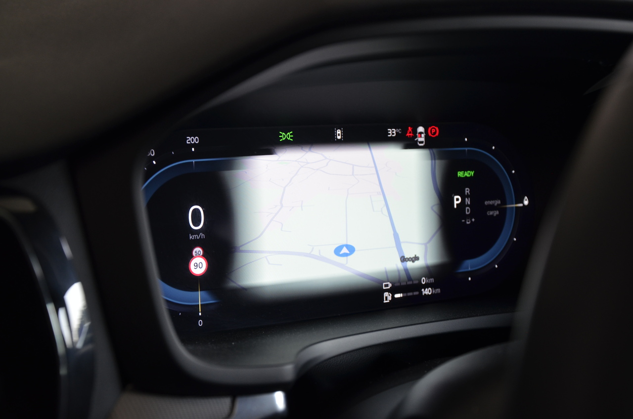 V60 T6 Hibrido Plug-in Plus Dark