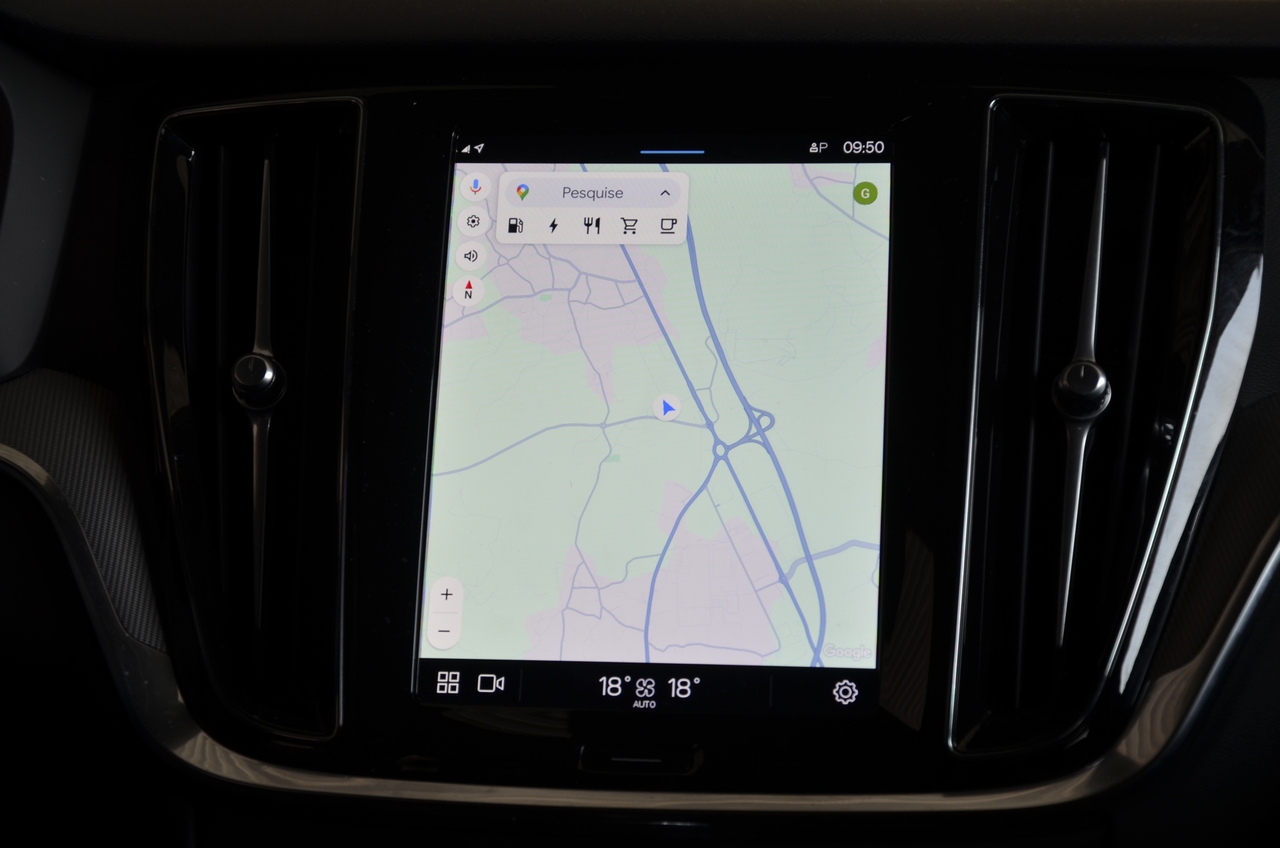 V60 T6 Hibrido Plug-in Plus Dark