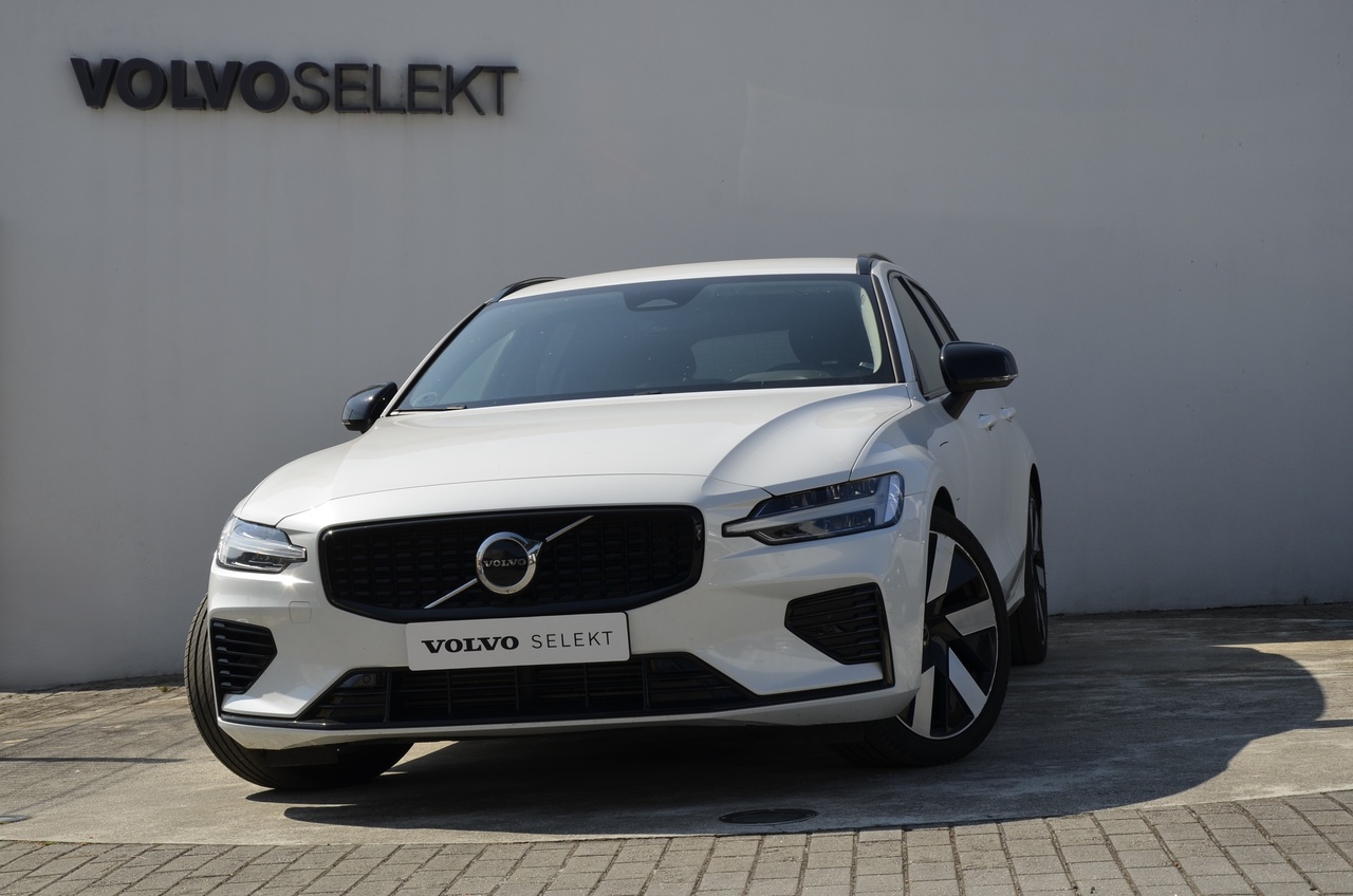 V60 T6 Hibrido Plug-in Plus Dark