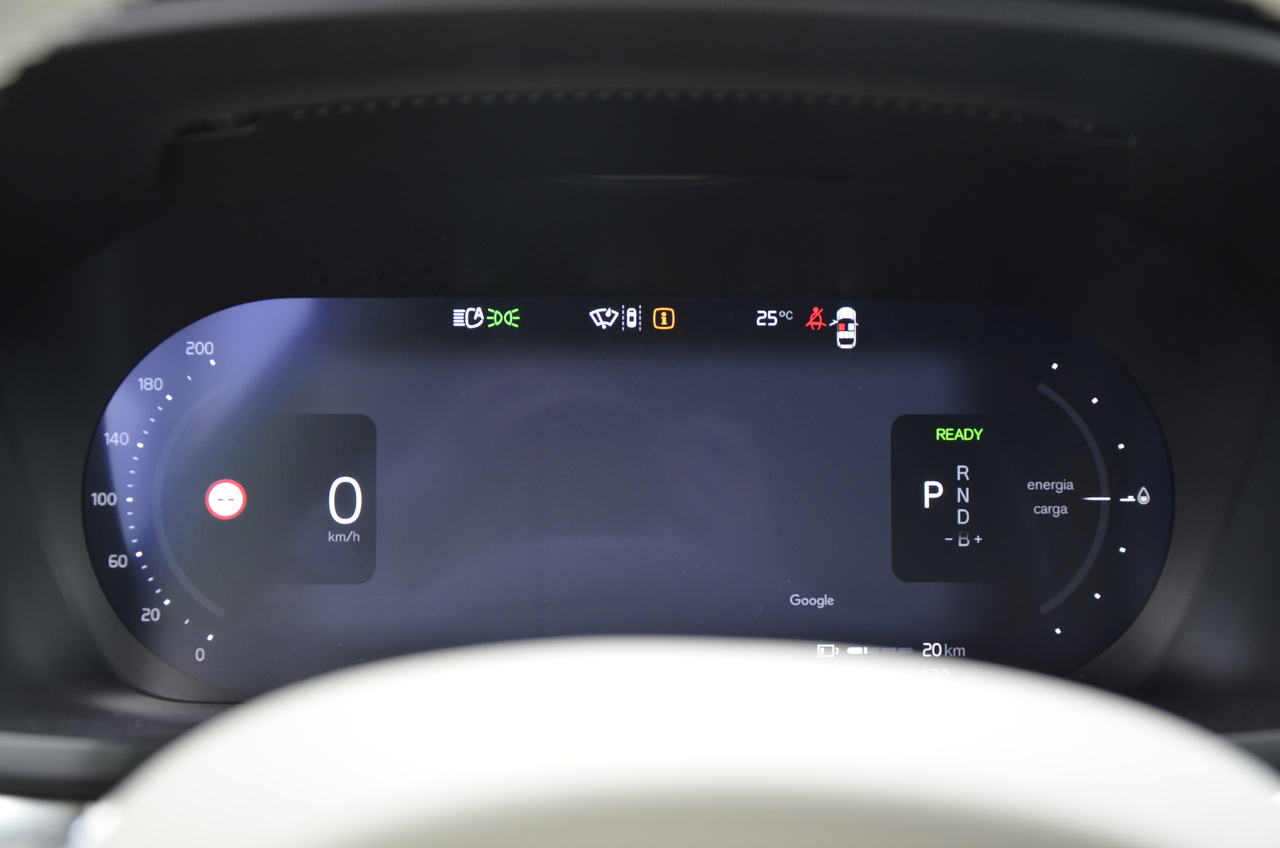 V60 T6 Hibrido Plug-in Plus Dark