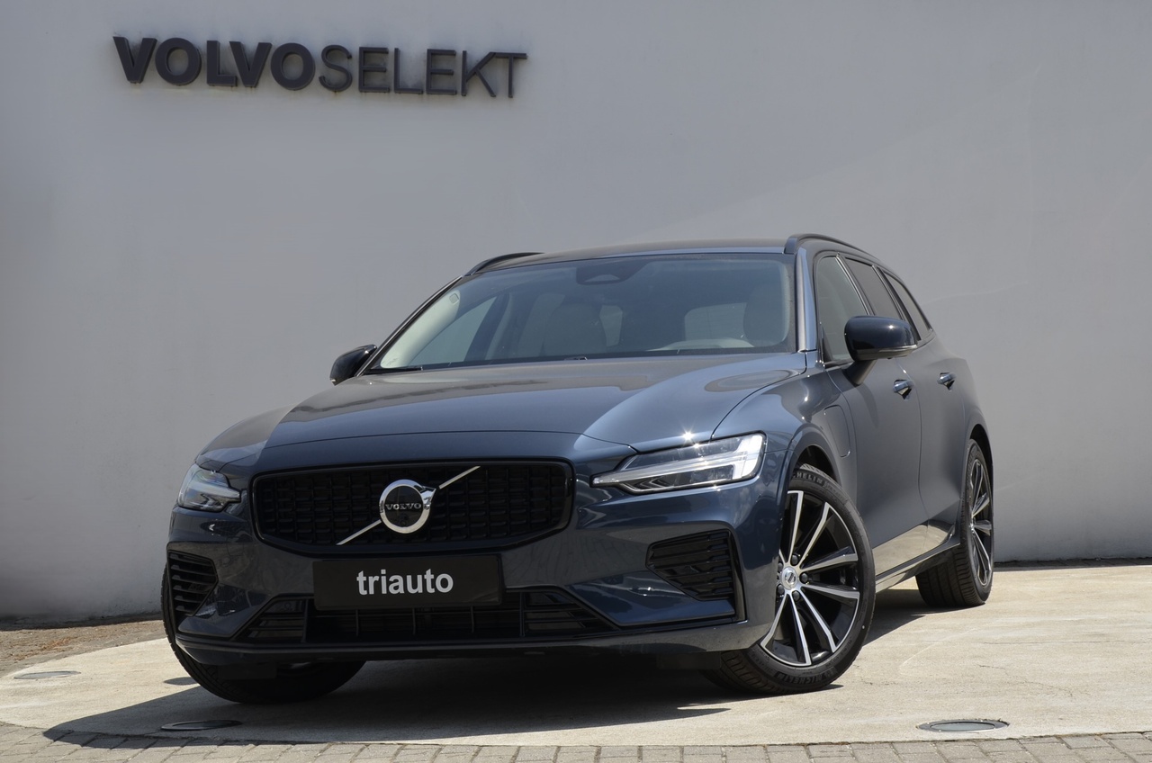 V60 T6 Hibrido Plug-in Plus Dark