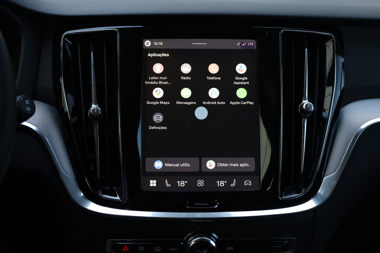 V60 T6 Hibrido Plug-in Plus Dark
