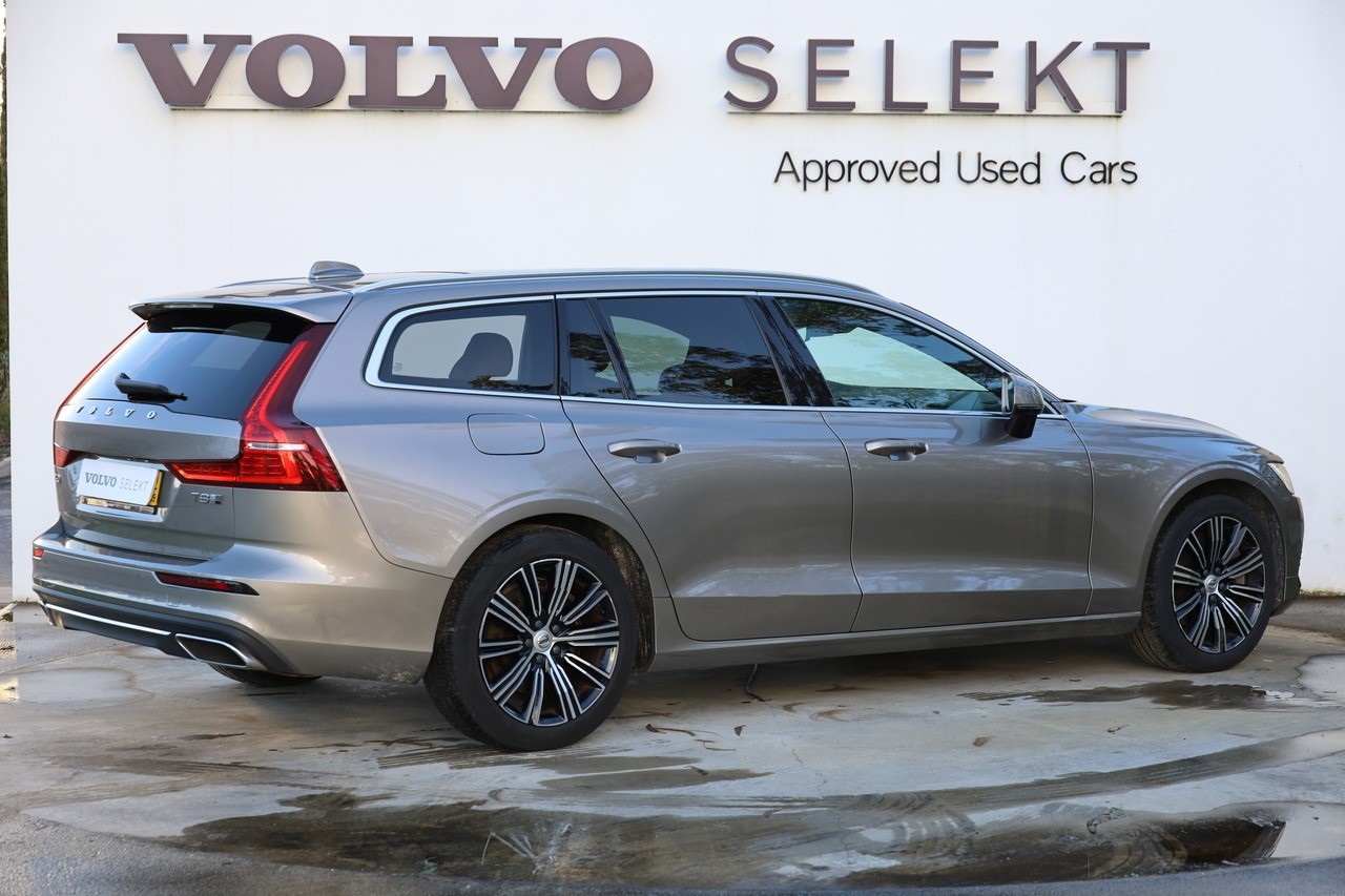 V60 T8 Hibrido Plug-in Inscription AWD