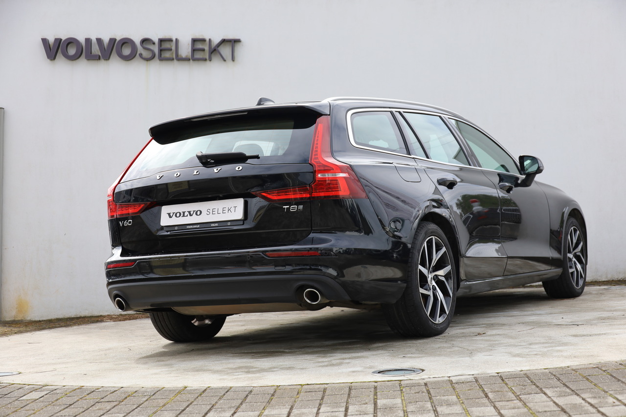 V60 T8 Hibrido Plug-in Momentum Plus Geart. AWD