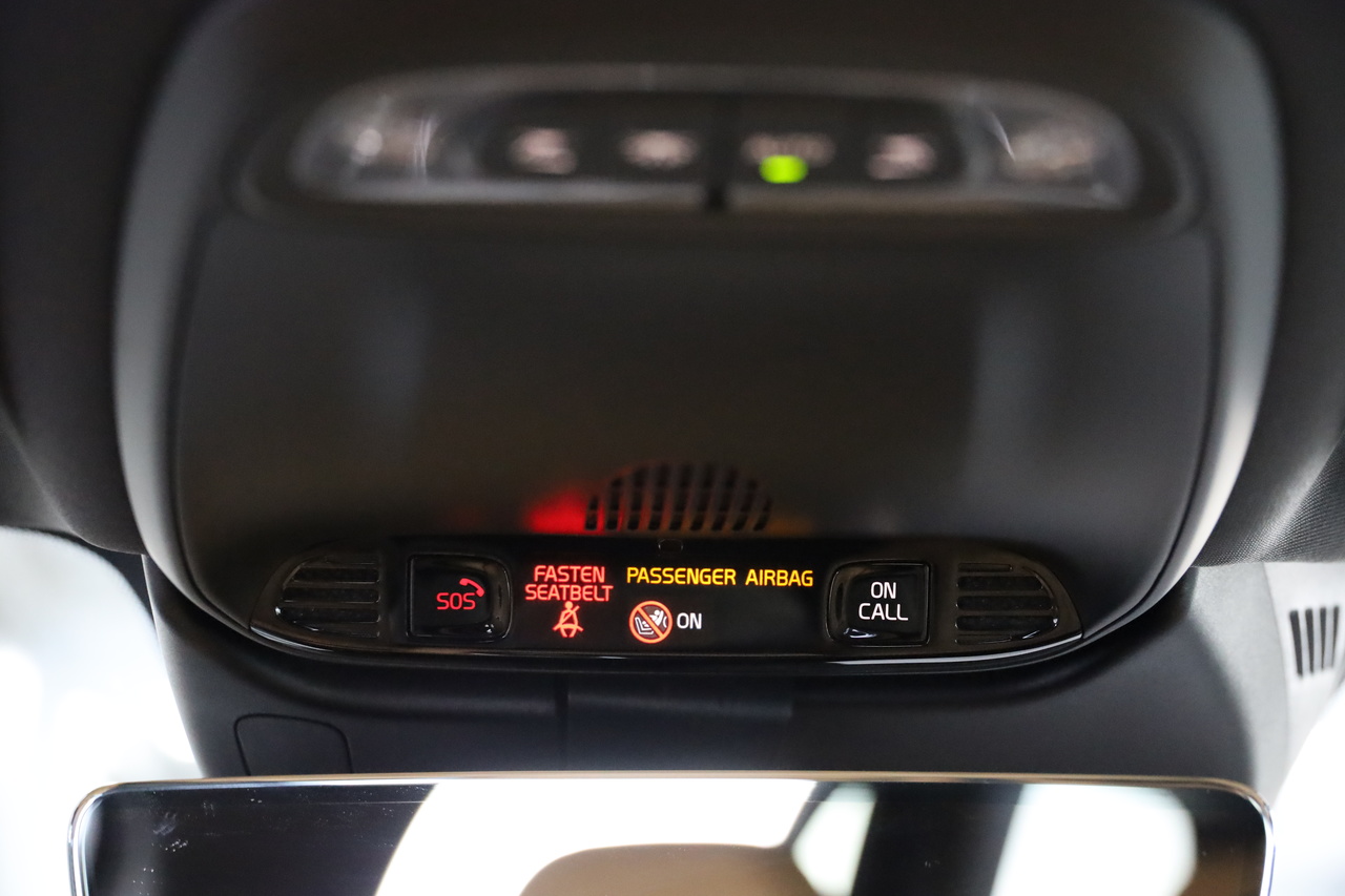 V60 T8 Hibrido Plug-in Momentum Plus Geart. AWD