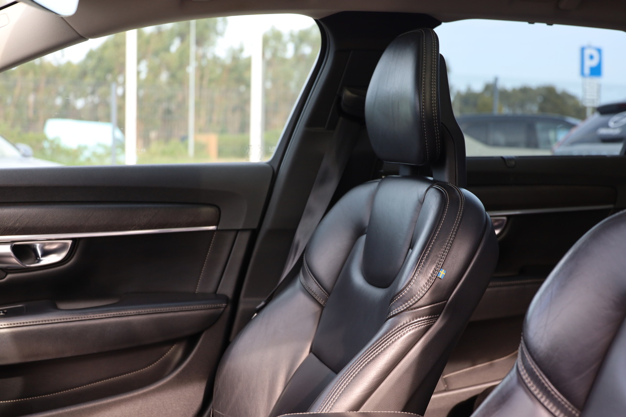 V90 Cross Country D4 Pro Geart.