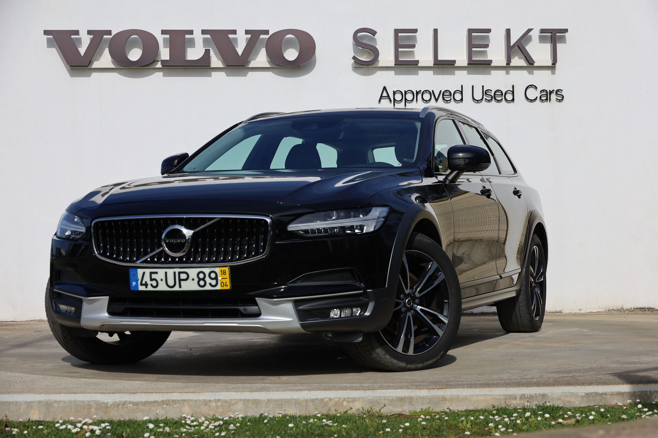 V90 Cross Country D4 Pro Geart. AWD