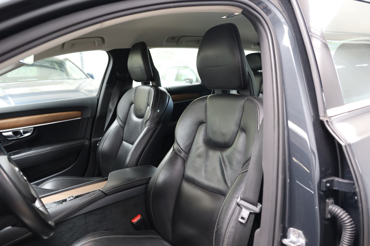 V90 D4 Inscription Geart.