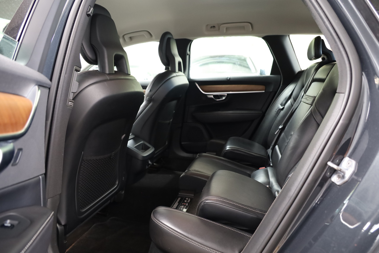 V90 D4 Inscription Geart.