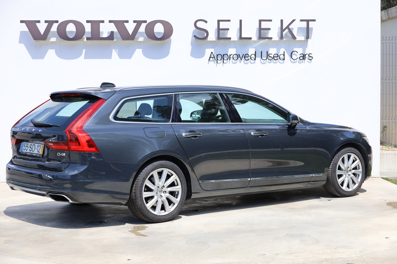 V90 D4 Inscription Geart.