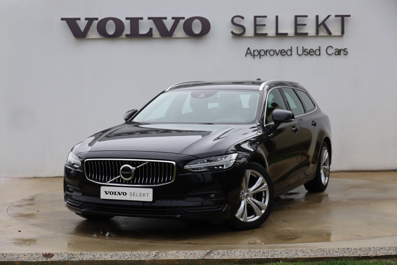 V90 D4 Momentum Plus Geart.