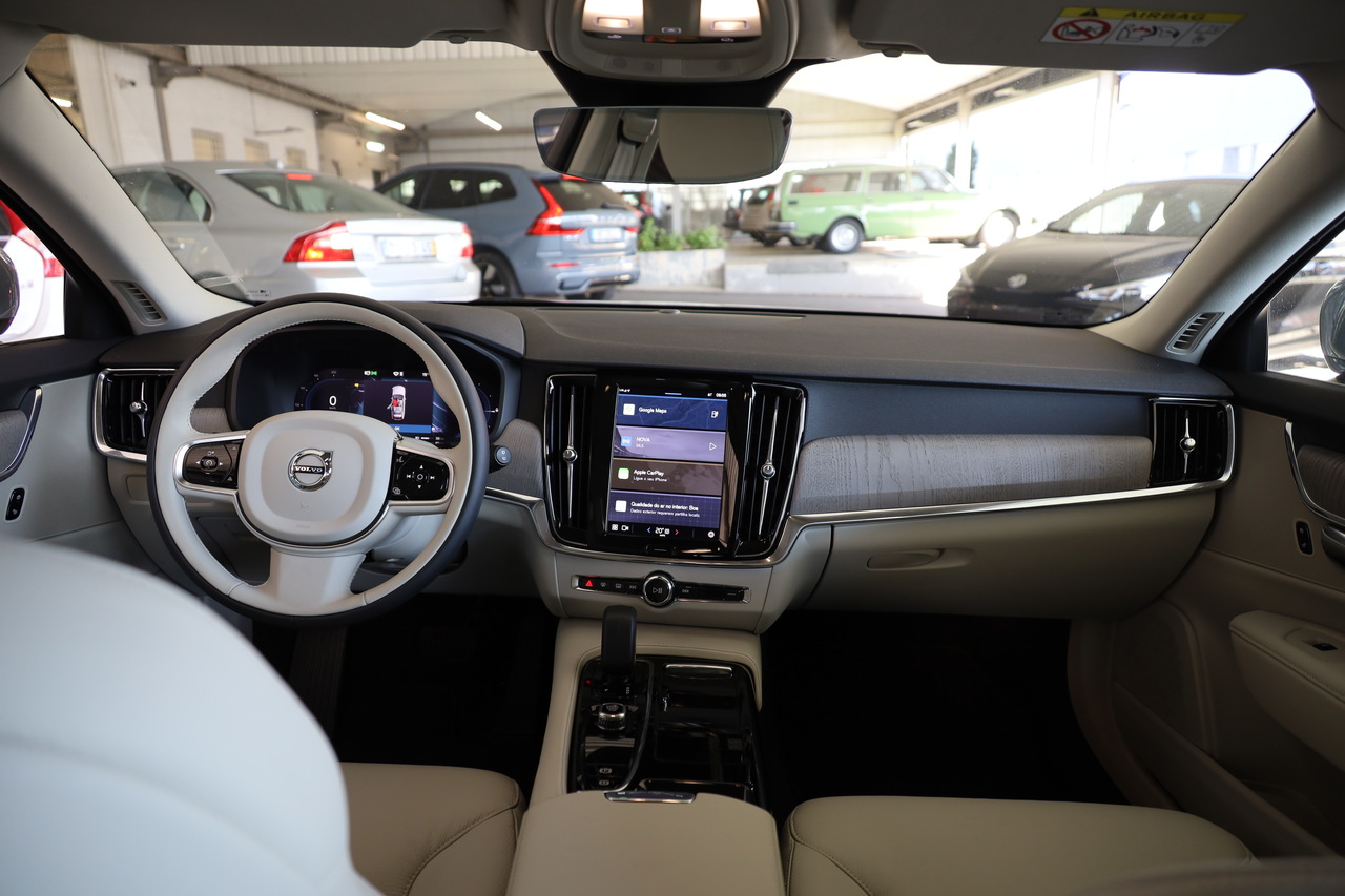 V90 T6 Híbrido Plug-in, Elétrico/Gasolina, Core Bright