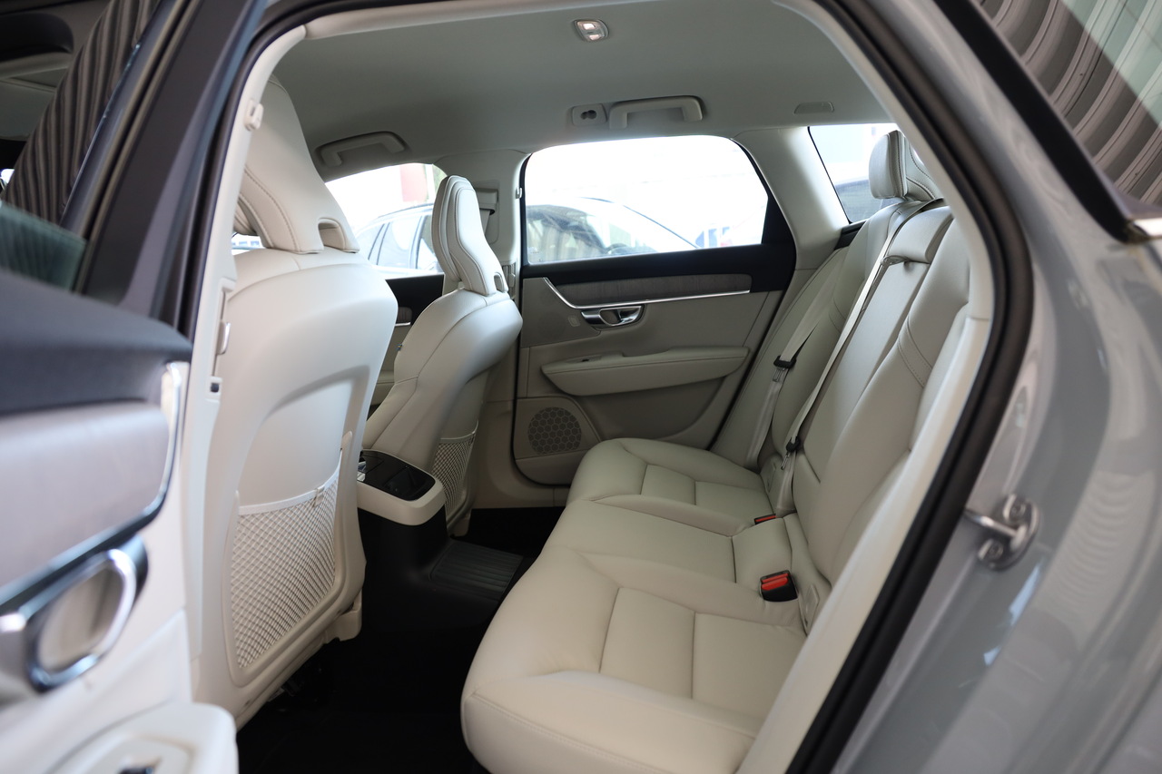 V90 T6 Híbrido Plug-in, Elétrico/Gasolina, Core Bright