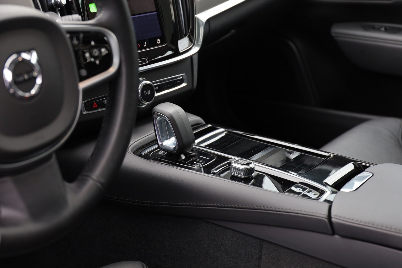 V90 T6 Híbrido Plug-in, Elétrico/Gasolina, Plus Bright