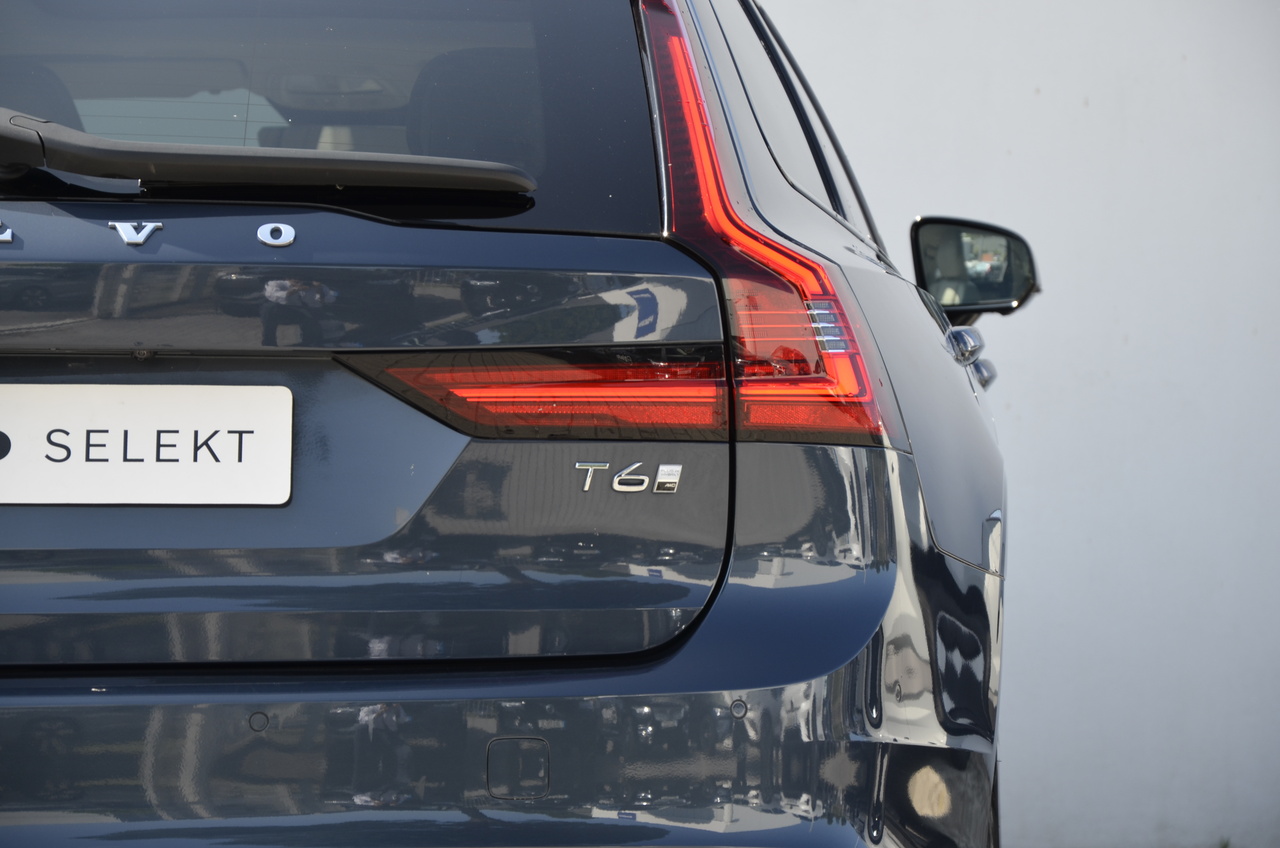 V90 T6 Híbrido Plug-in, Elétrico/Gasolina, Plus Dark