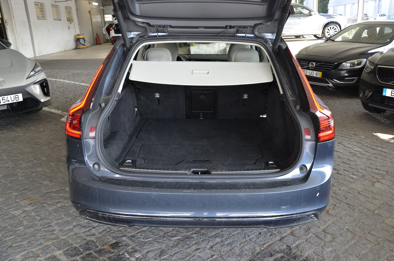 V90 T6 Híbrido Plug-in, Elétrico/Gasolina, Plus Dark